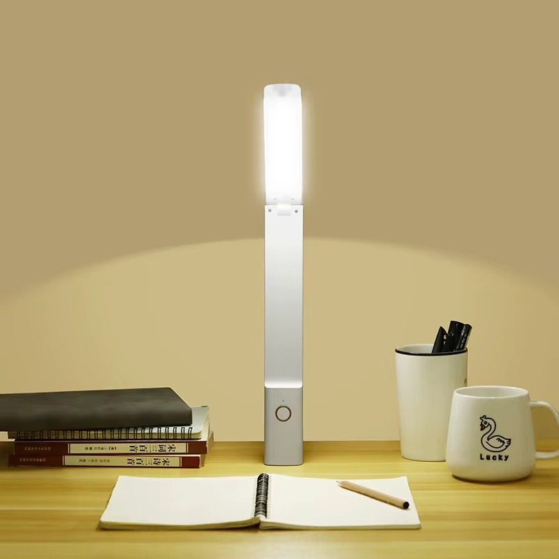 2 u 1 Punjač i Stona Lampa za Telefon